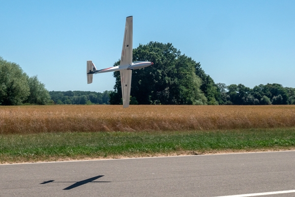 KAVAN Swift S1 ARF 2400mm blau – Bild 7