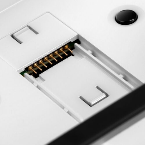 kavan-v20-pro-sender-weiss-sd-kartensteckplatz