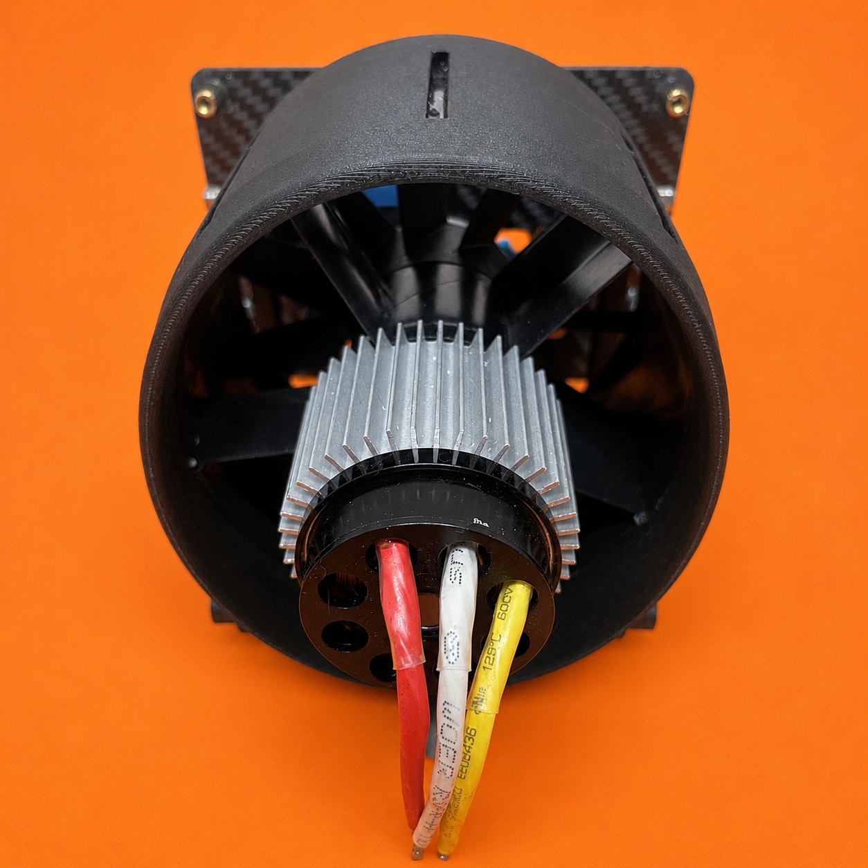 Motor- und Rückansicht des AeroSnap 100 Klappimpellers mit WeMoTec-Impeller